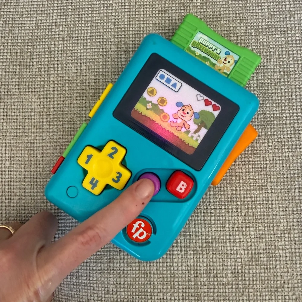 Fisher-Price lil gamer Learning Game educational baby toy Nintendo baby